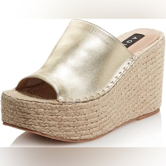 Aqua Shoes - NWT Aqua Jacy Gold Leather Espadrille Platform Wedges — 7.5 | Summer Staple